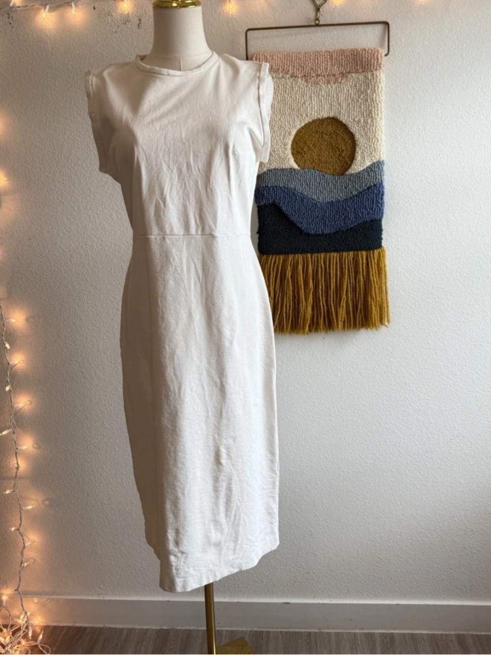 Rachel Comey Women’s Size 6 Dress Midi Crew Neck White Minimal Button Snap Chic